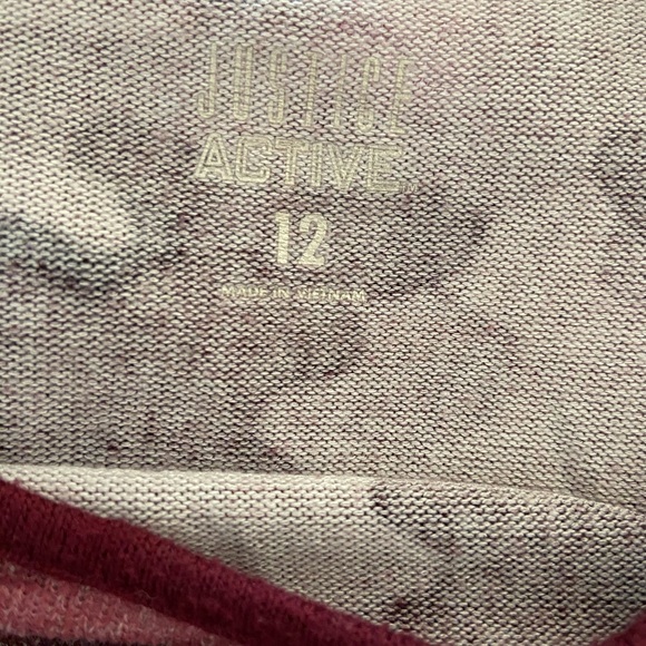 Plum camouflage cold shoulder crop top - Picture 3 of 3